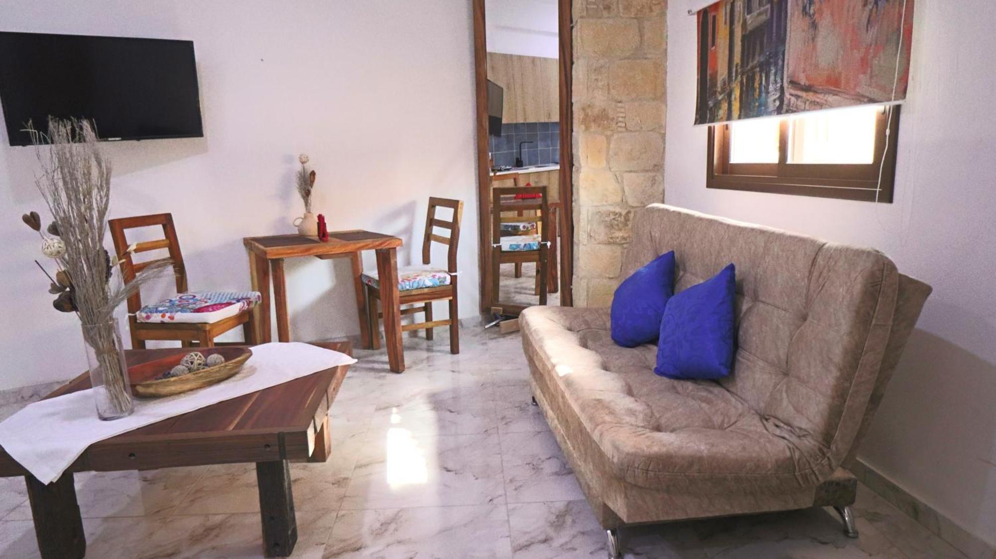 La Hacienda Cyprus Hotel ลิมาซอล ภายนอก รูปภาพ