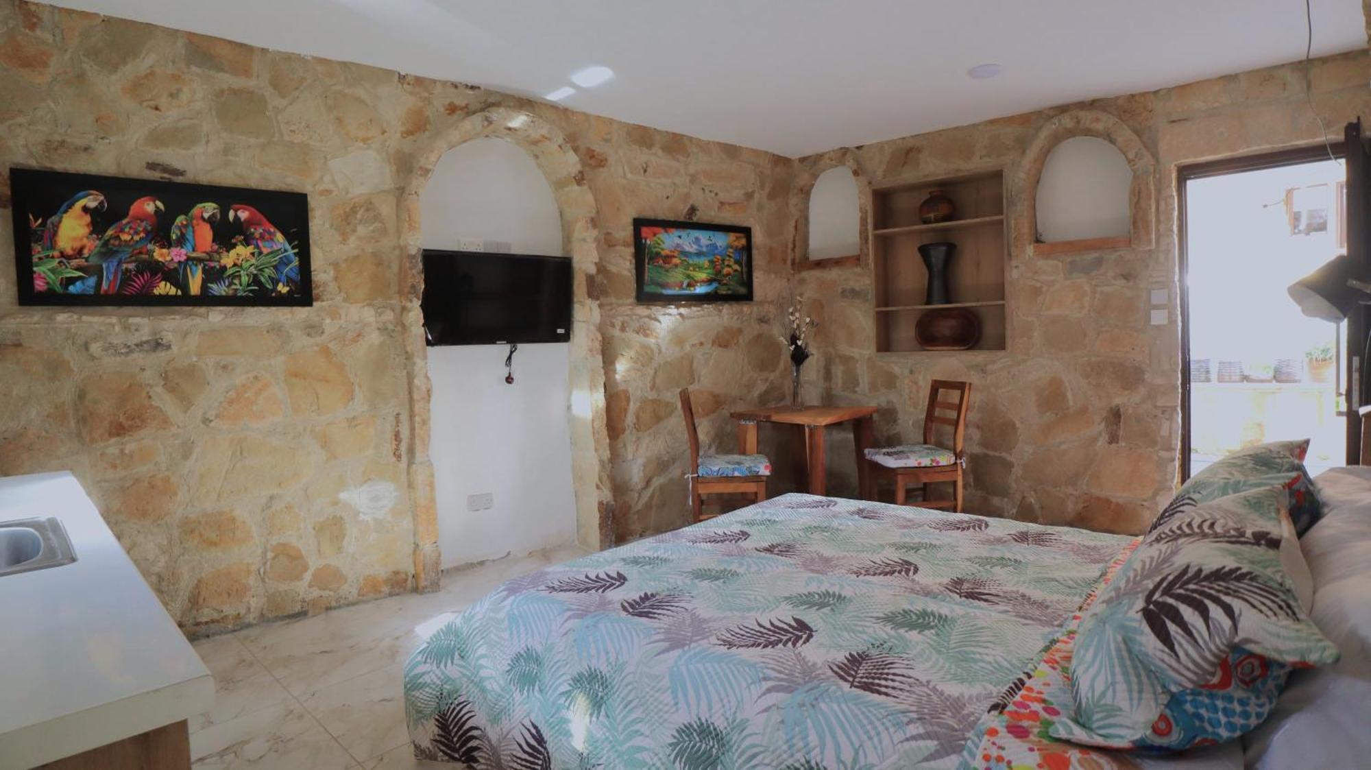 La Hacienda Cyprus Hotel ลิมาซอล ภายนอก รูปภาพ